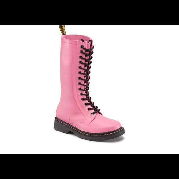 DOc MARTENS SHOWER MATT PINK VULCANISED RUBBER 6